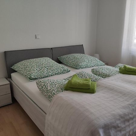 Stadtwohnung 2-Zimmer 3 Schlafplatze 曼海姆 外观 照片